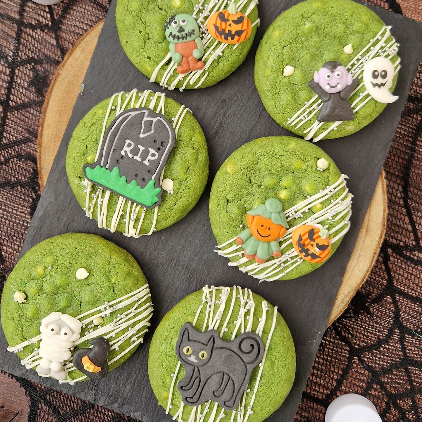 HALLOWEEN SUGAR CAKE DECORATION 2D 5 DESIGNS 50X51MM