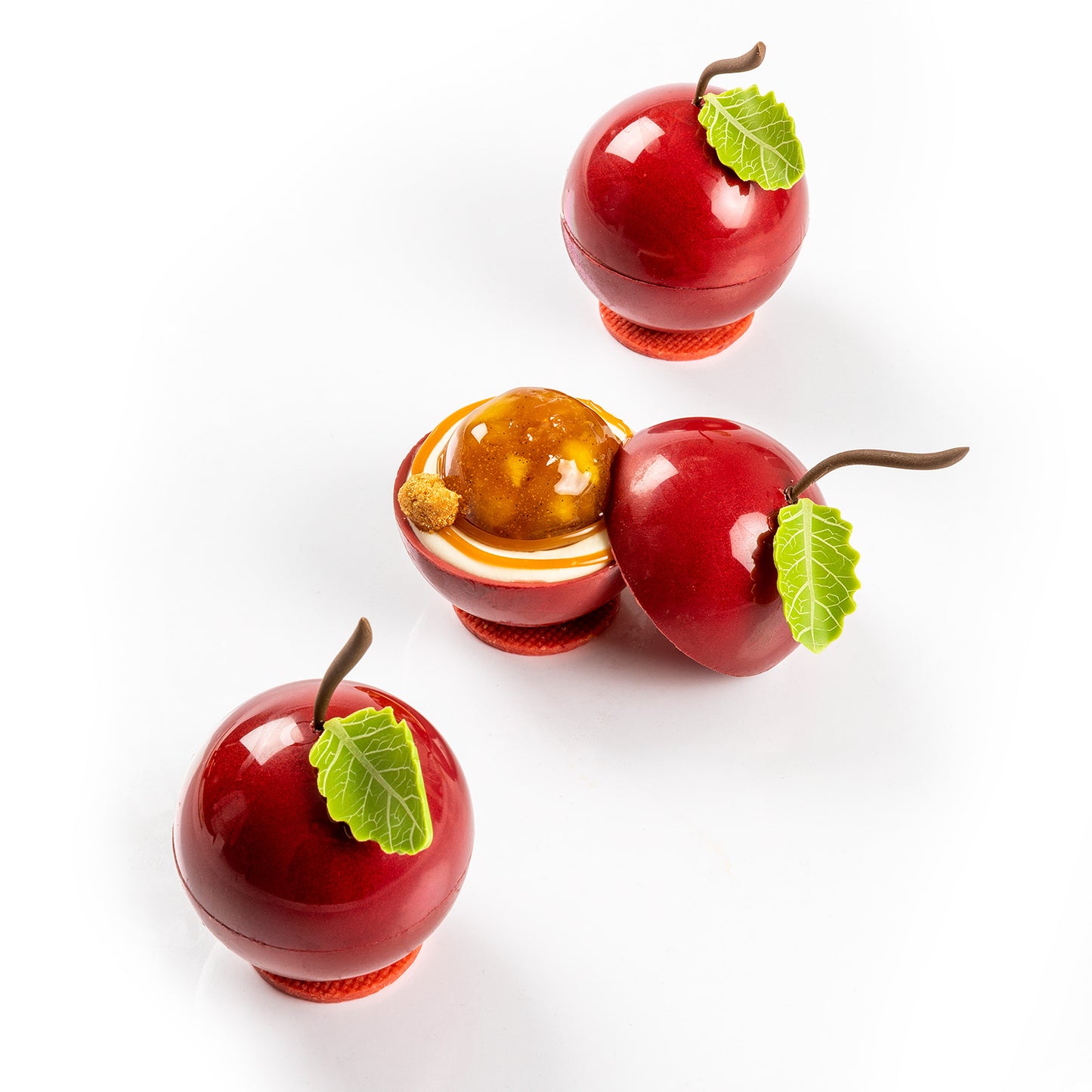 FEUILLE VERTE COURBÉE CHOCOLAT BLANC 33X19MM