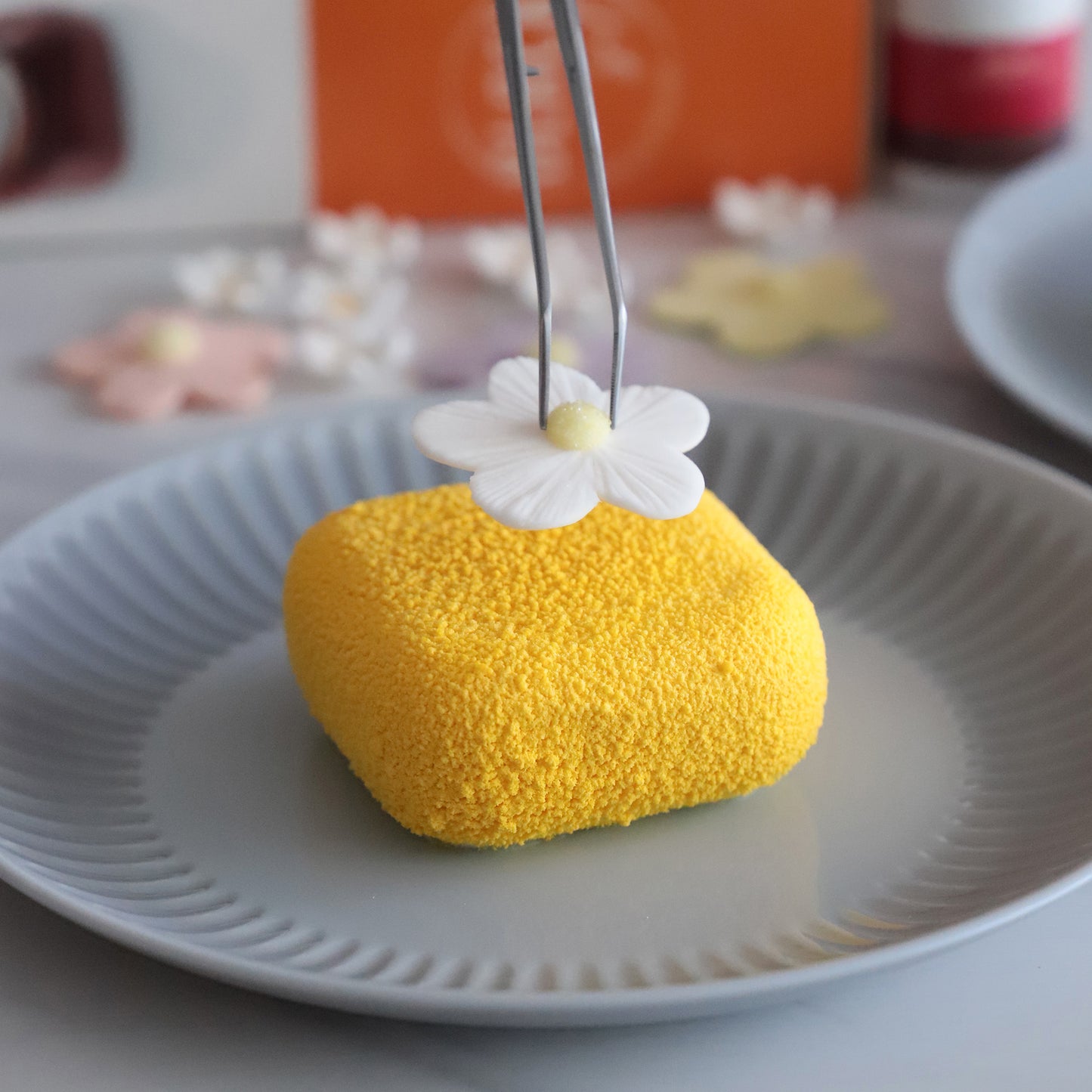 NUOVO SPRAY GIALLO VELLUTO 400ML