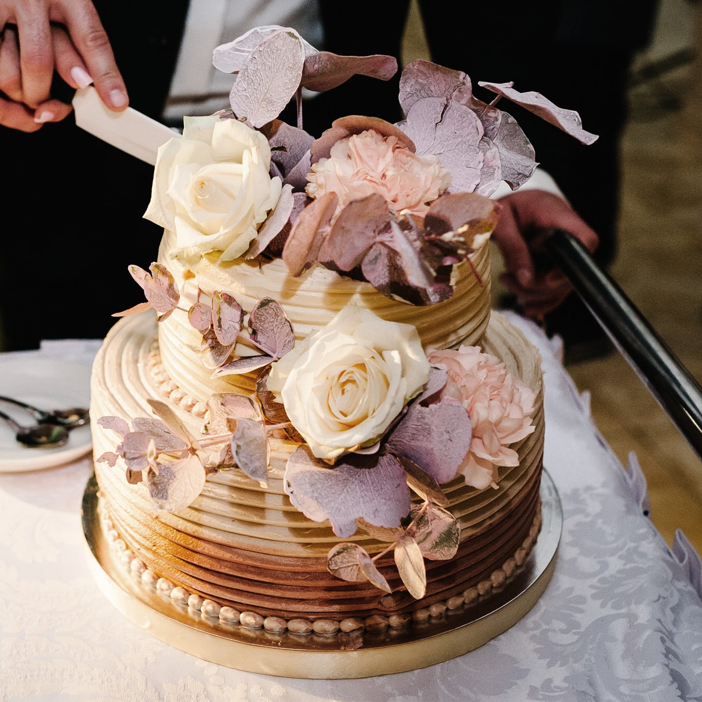 BASE DE GÂTEAU RONDE DORÉE 40CM H1.2CM