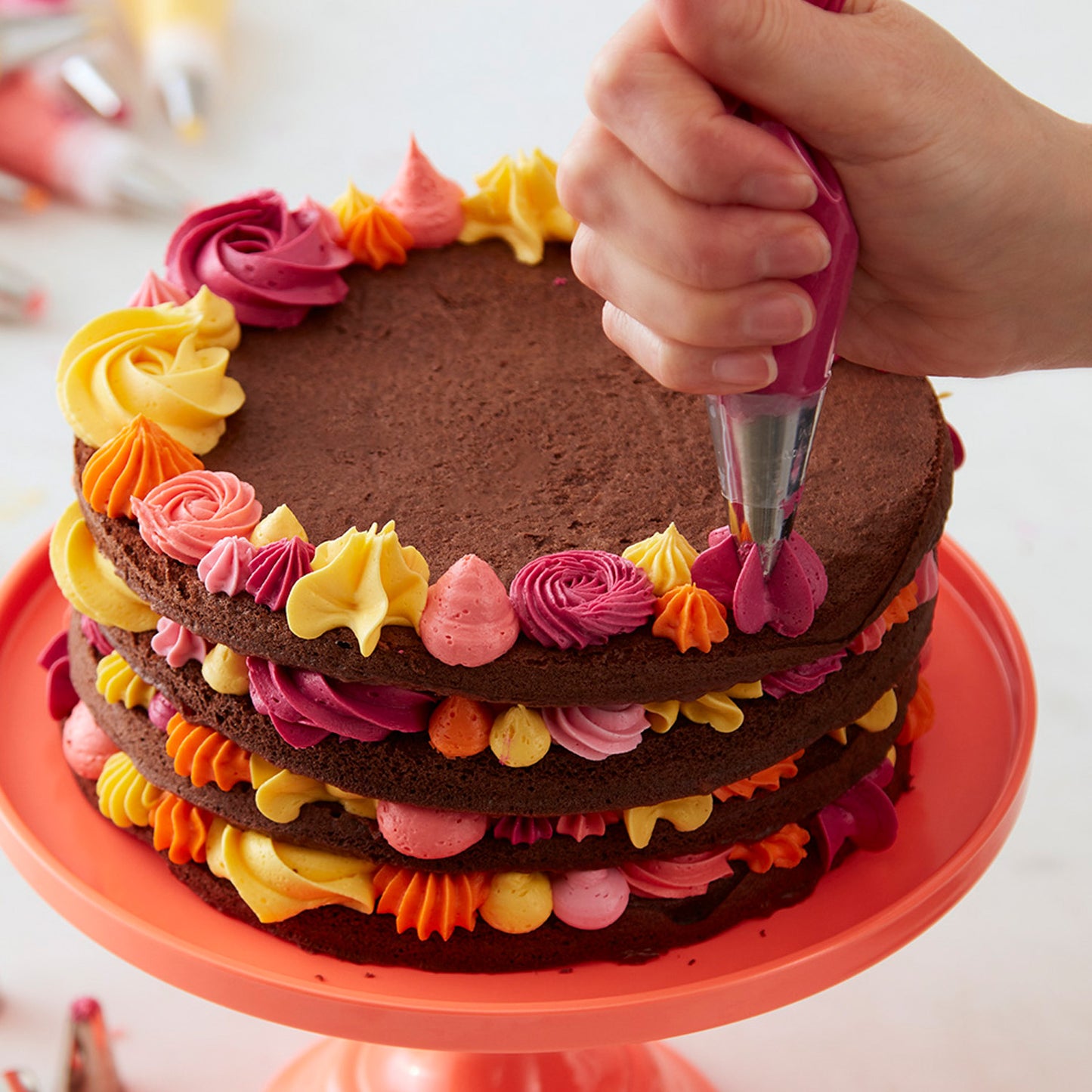 WILTON MOULE GÂTEAUX À ETAGES 20CM SET 4