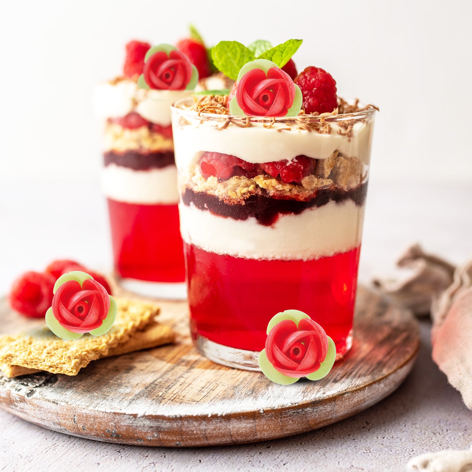 140 ROSAS OBLEA ROJA CON HOJA VERDE 3,5CM