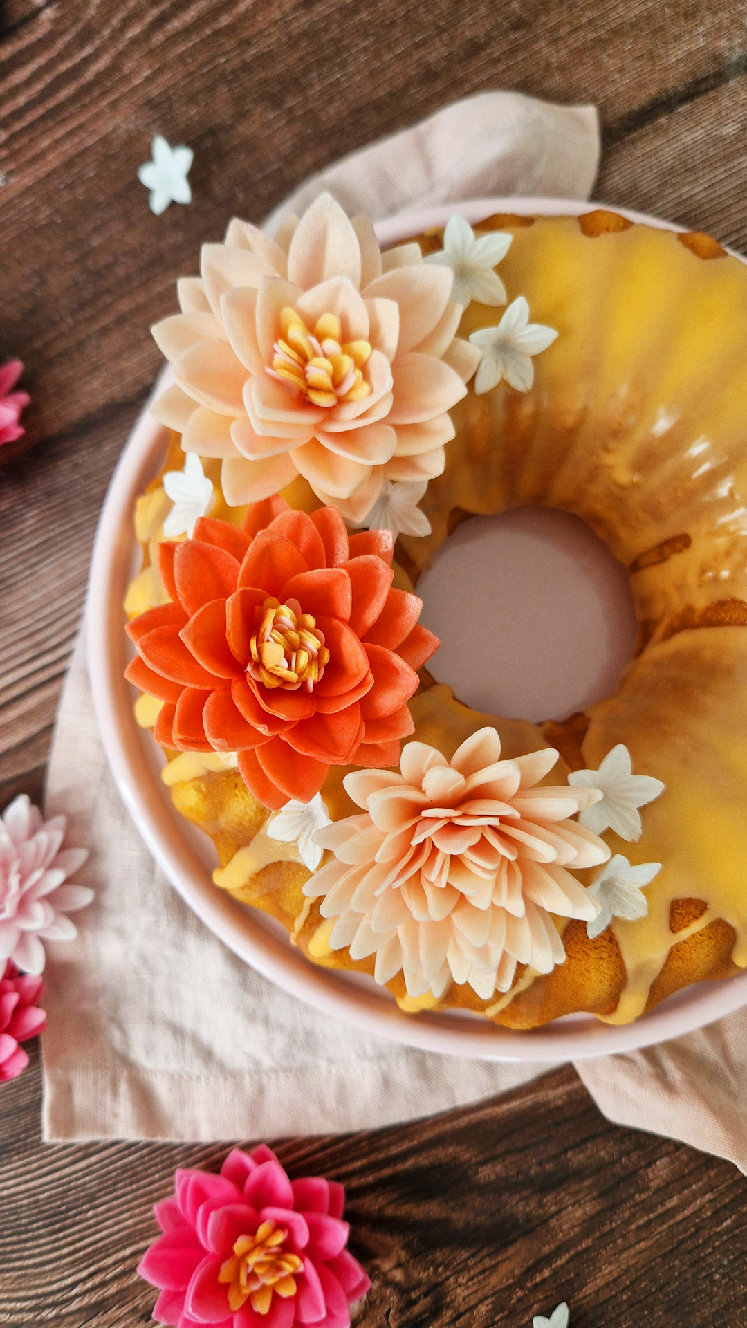 LILAS EM OBREIA PEROLA BRANCO 2 CM