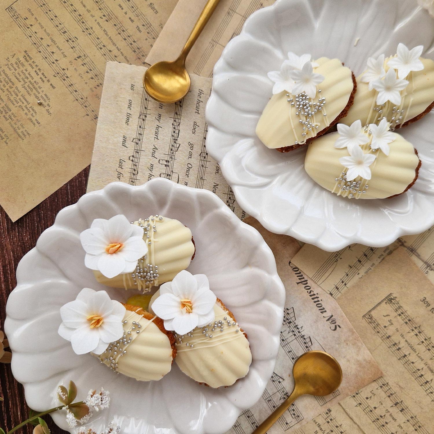 LILAS DE OBLEA BLANCA PERLADA 2 CM