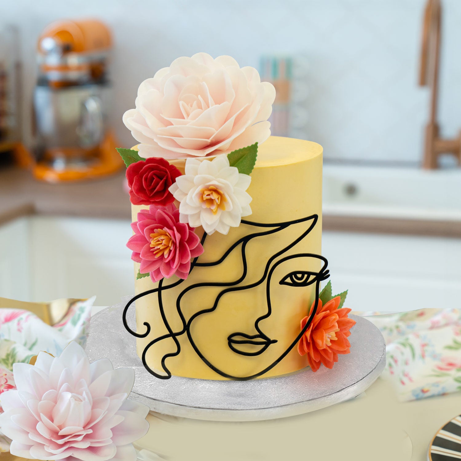 CAIXA DE 15 FLORES DE LÓTUS WAFER BRANCA Ø 7CM