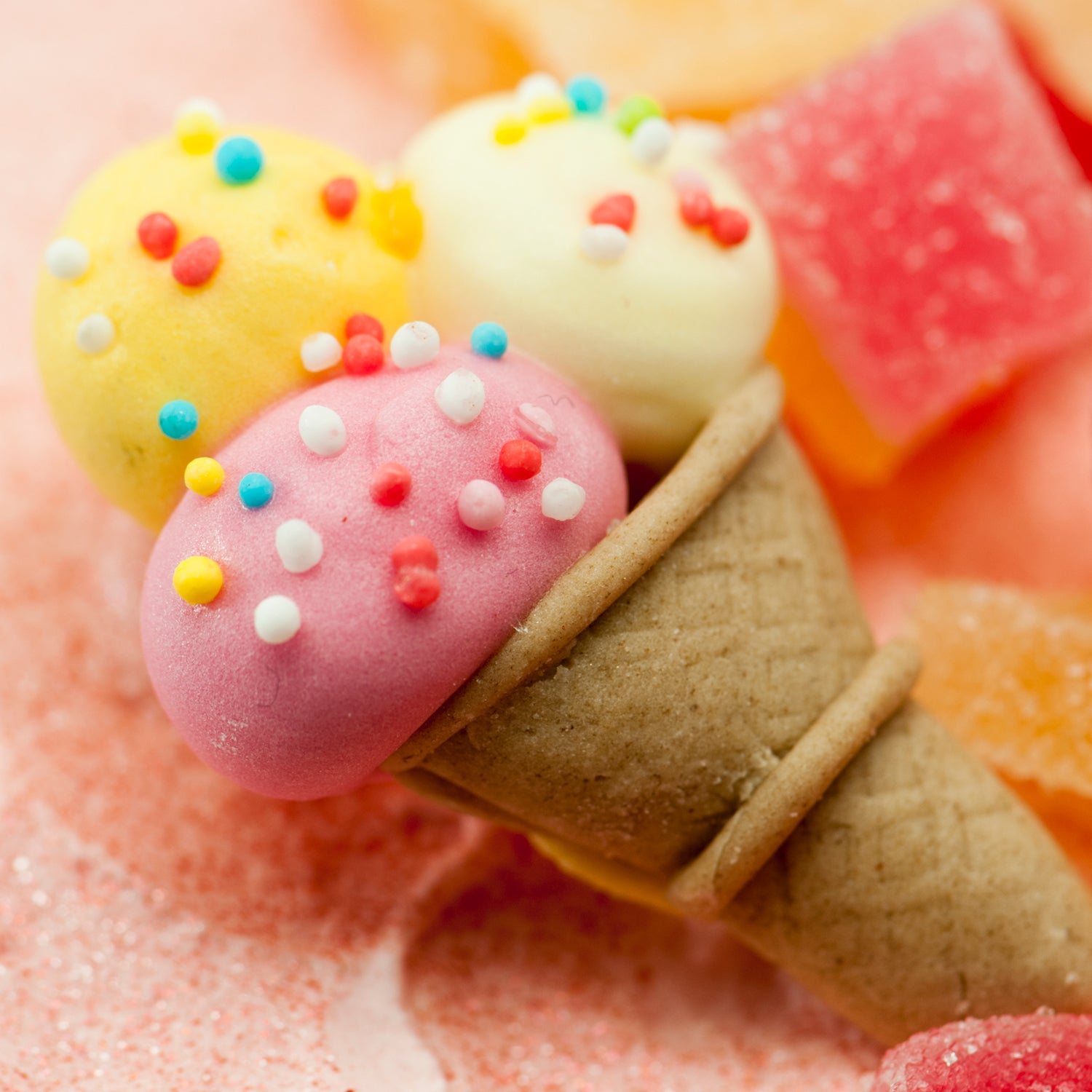 SUGAR CAKE DECORATION 3D "SWEETS" 3 x 4 CM