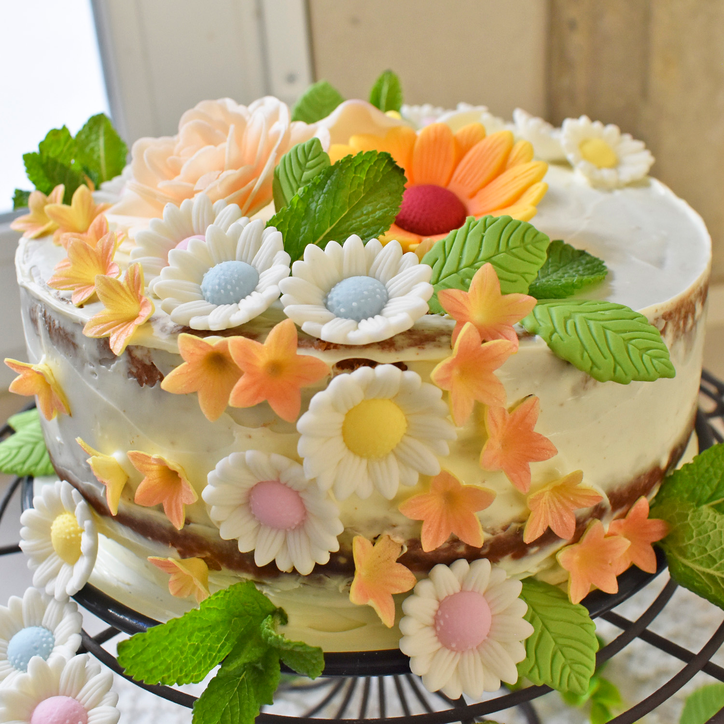 DÉCORATION EN SUCRE FEUILLE VERT OLIVE 3,7CM