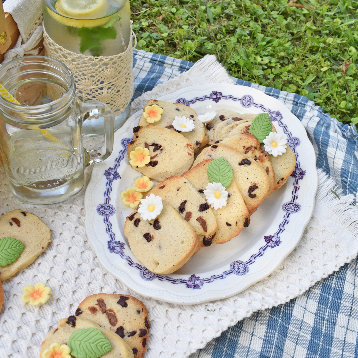 BLÍSTER AZÚCAR 7 MARGARITAS BLANCAS Y 5 HOJAS VERDES