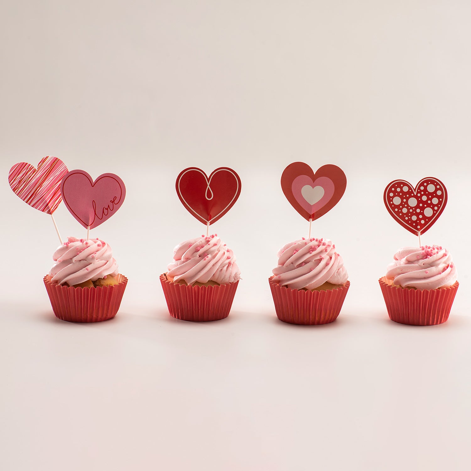 PAPER CAKE TOPPER HEARTS 8 MODELS 8 UNITS