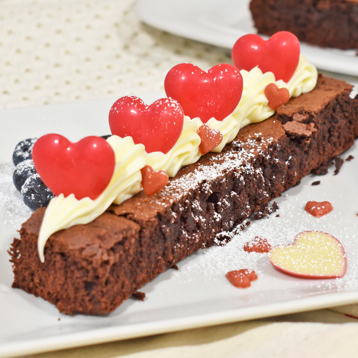 RED HEART 2D BLACK CHOCOLATE 30X27MM