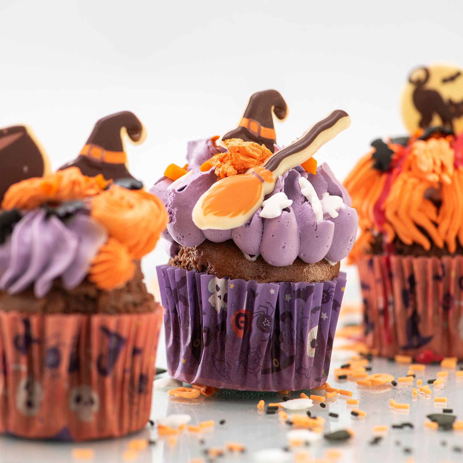 SURTIDO HALLOWEEN ESCOBA, CALABAZA, GATO -35MM - 70 UDS