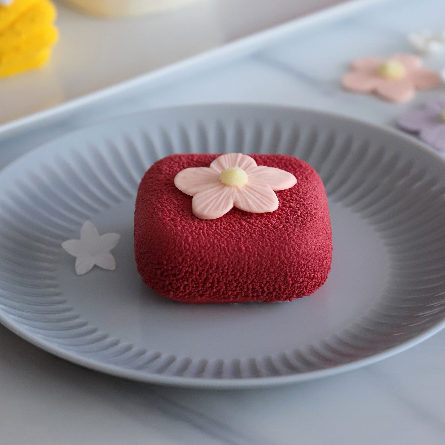 NUOVO SPRAY EFEETTO VELLUTO ROSSO 100ML