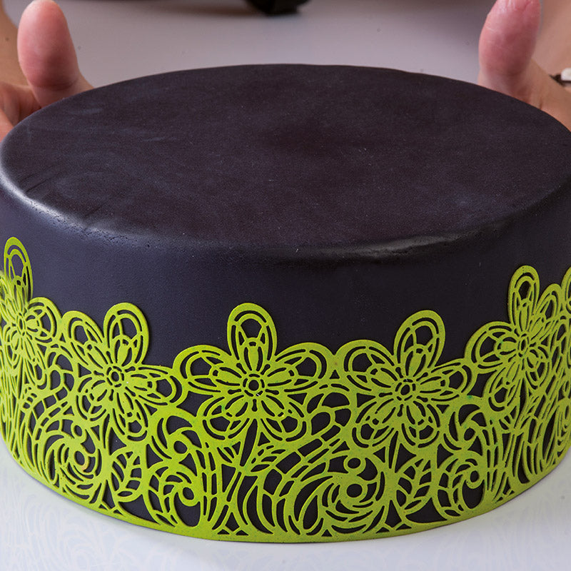 SWEET LACE MOUL FLOWERS 30X40CM.