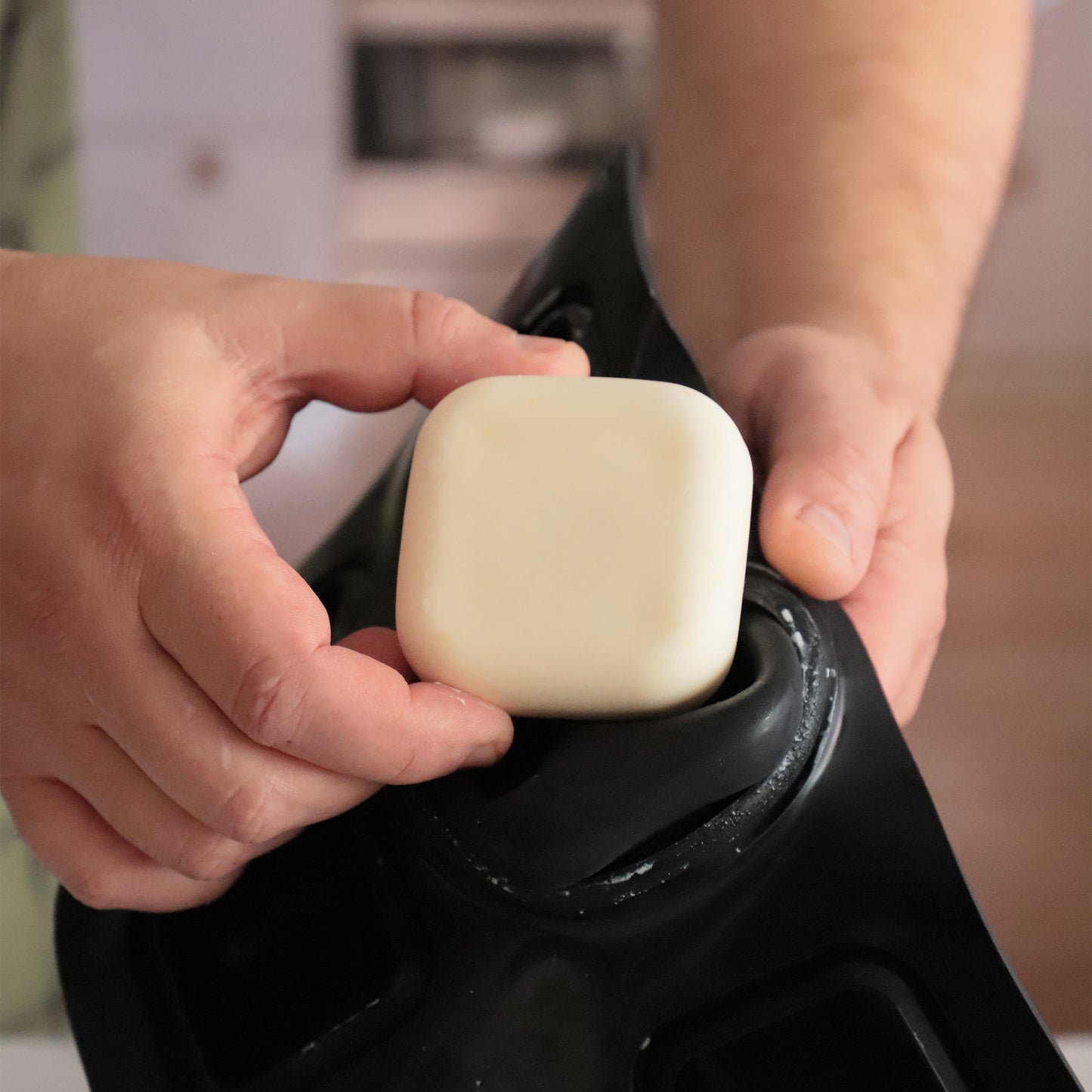 6 MOULDS BOX DIAM64X64 H35MM