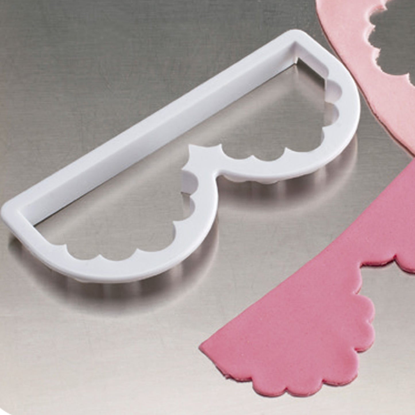 FONDANT COUPE RUFFLE BRODÉ ANGLAIS